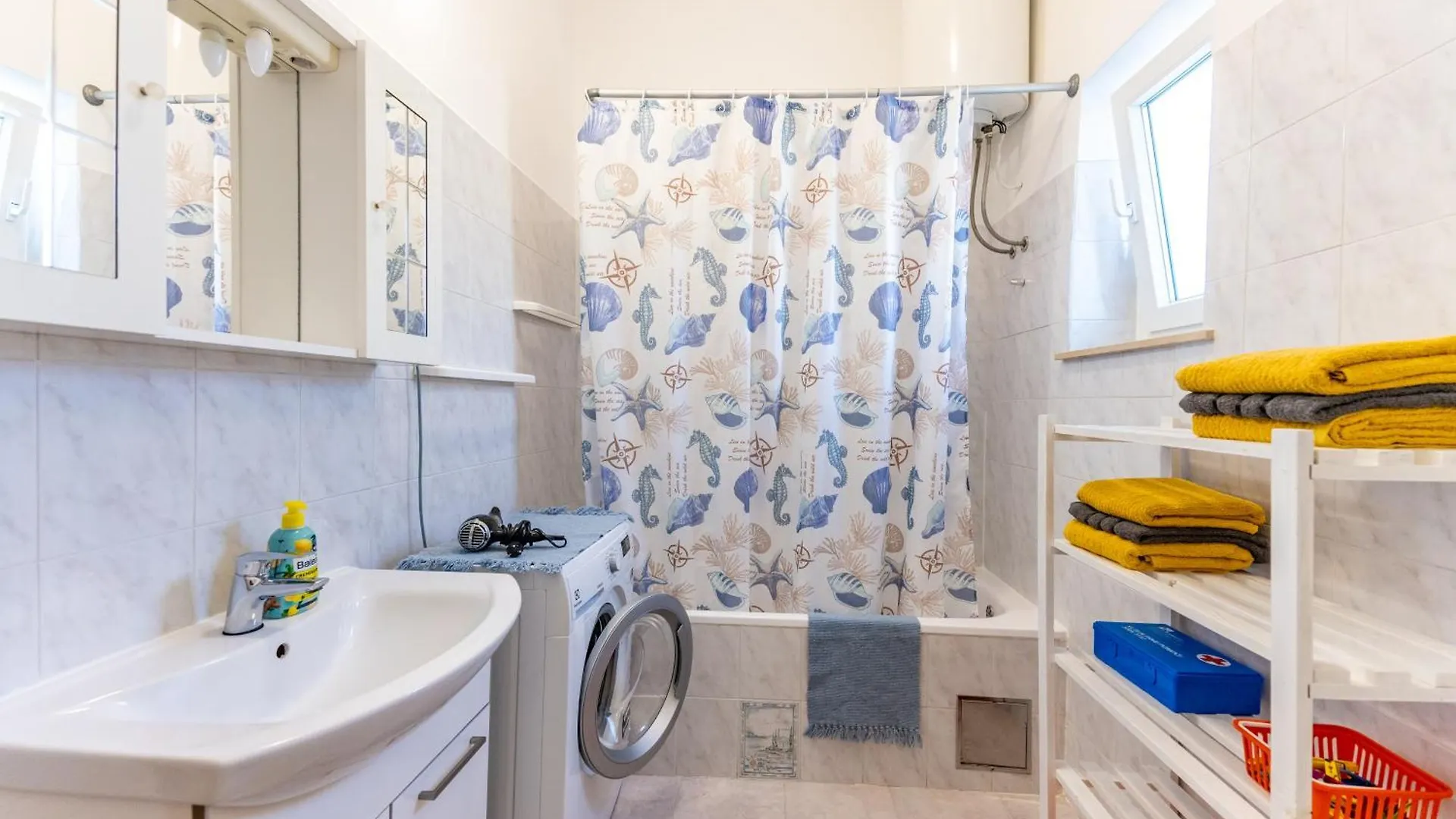 פולה Apartments Niki 0*,  קרואטיה
