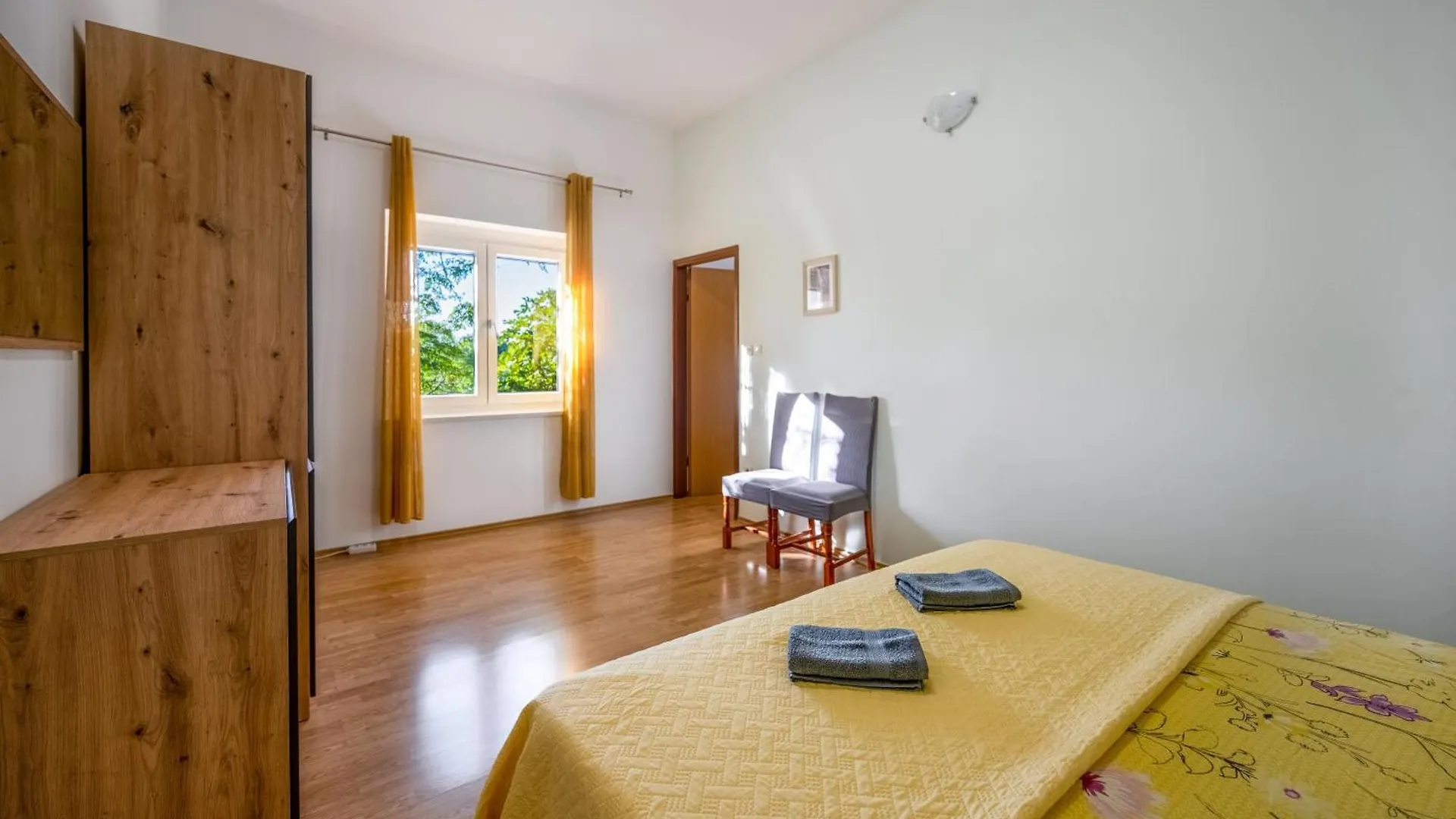 פולה Apartments Niki