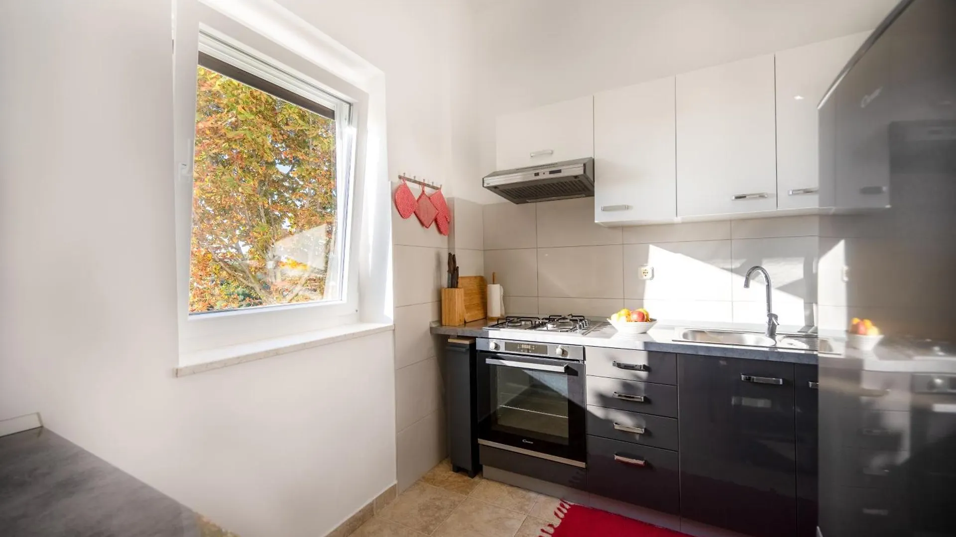 פולה Apartments Niki
