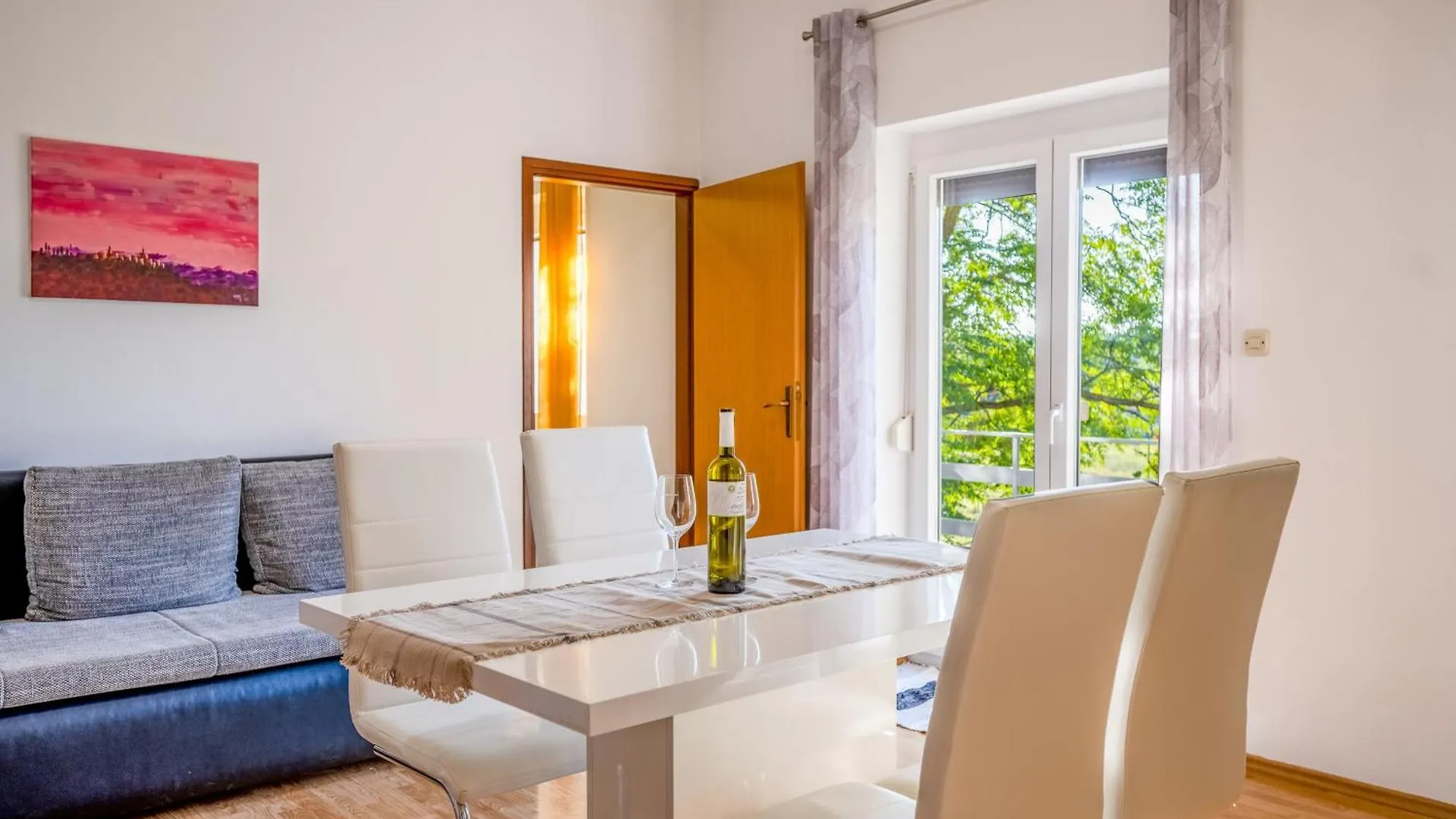 פולה Apartments Niki