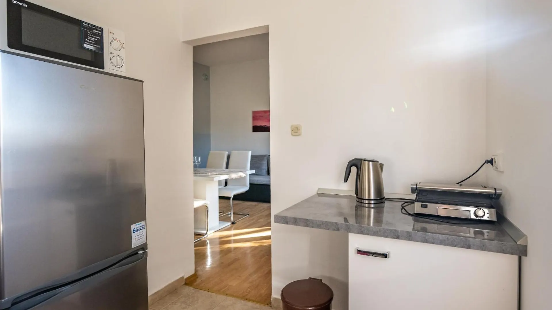 Apartments Niki Pula