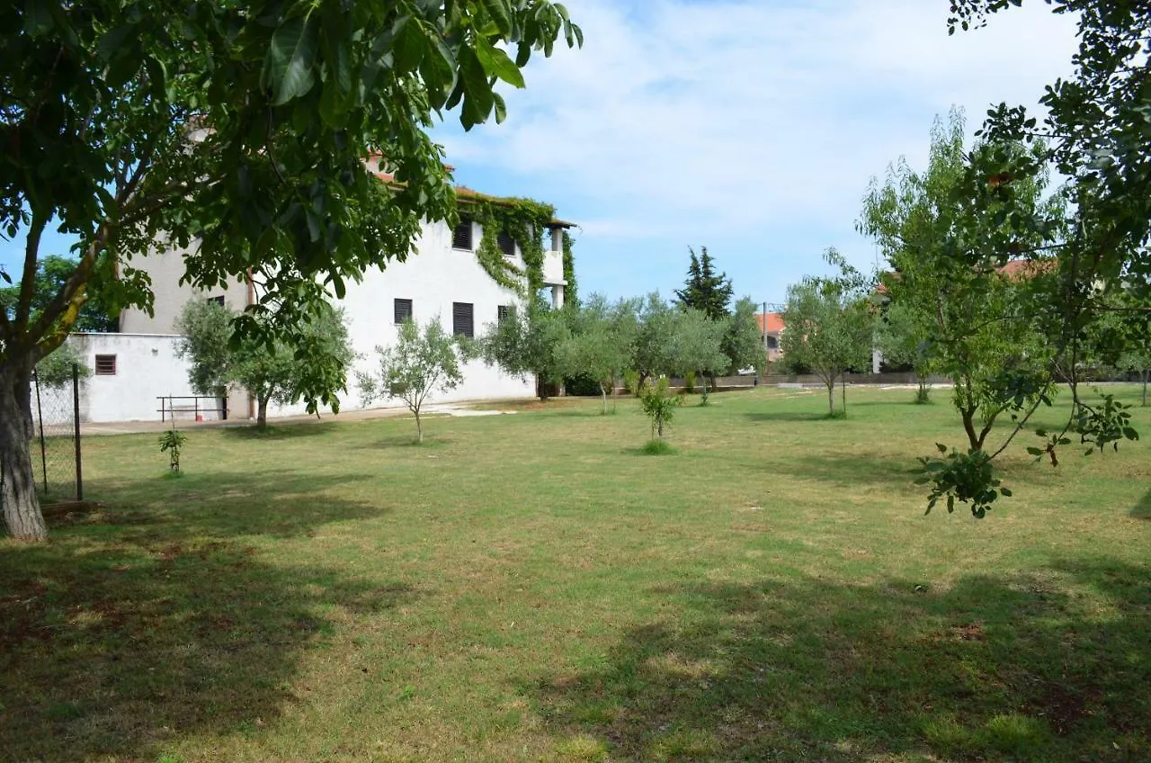 Apartments Niki Pula Kroatië